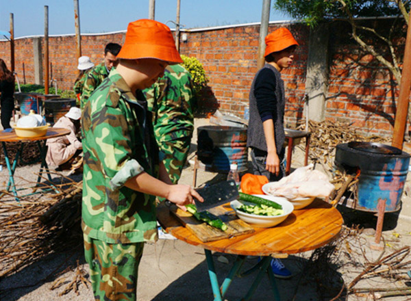 藍(lán)炬科技旅游活動(dòng)報(bào)道